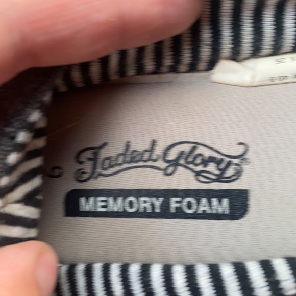 Faded Glory memory foam loafers sz. 9 - Picture 4 of 4